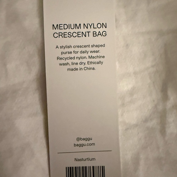 Baggu Medium Nylon Crescent Bag - Picture 9 of 10